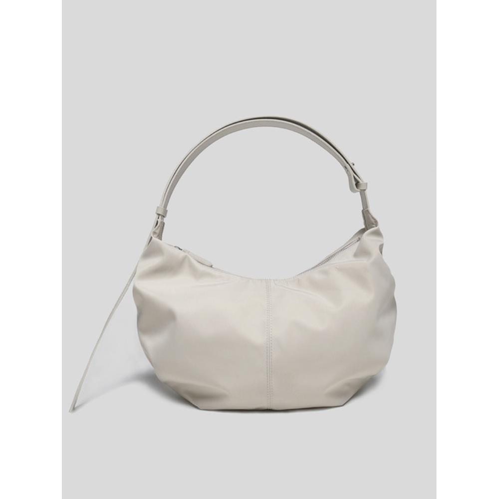 ◇NOTHING WRITTEN◇ [Exclusive]HT nylon shoulder bag (Salt)