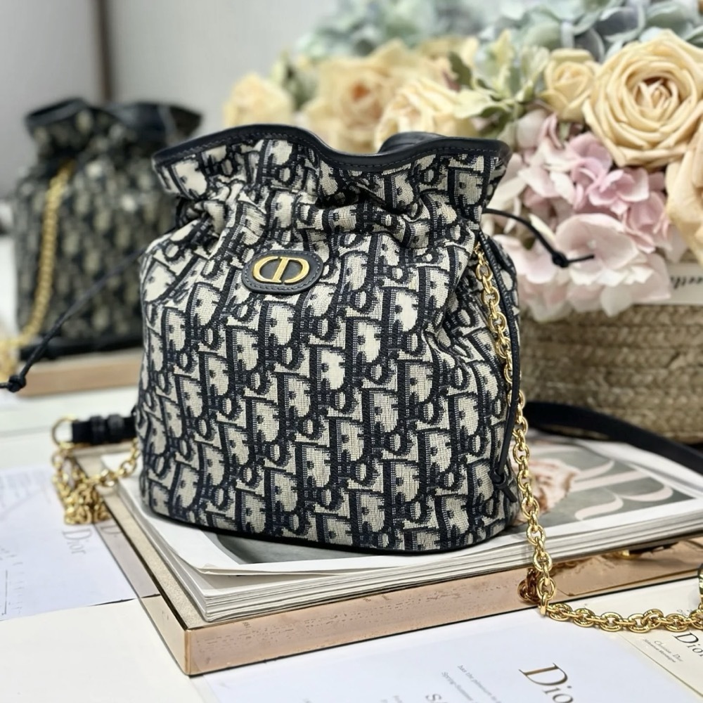 可愛いフォルム☆【DIOR】バケットバッグ ミニ \
