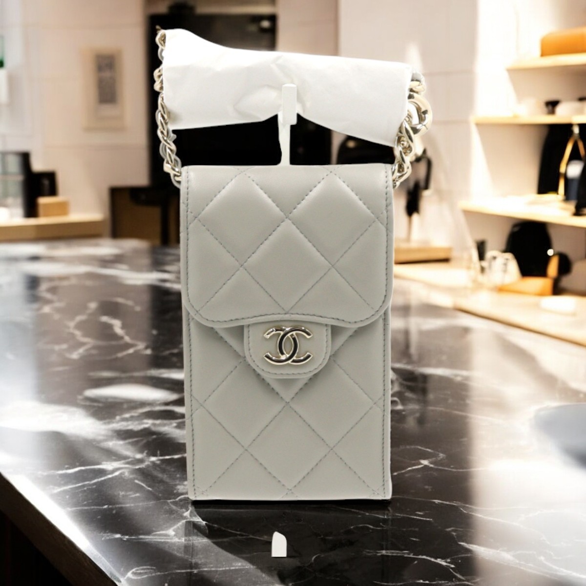 ☆Chanel(シャネル)☆チェーンフォンホルダー ショルダーバッグ
