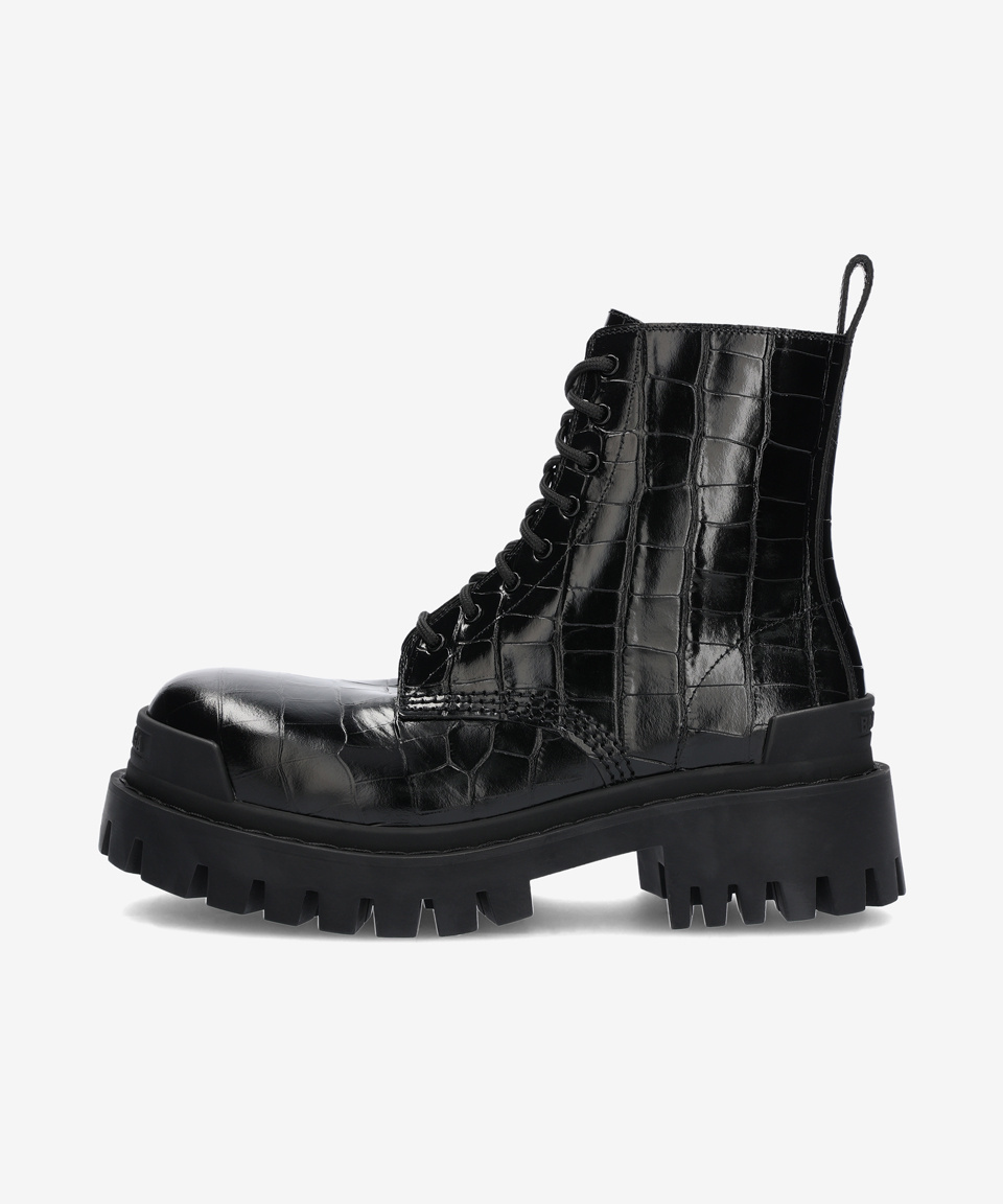 《BALENCIAGA》 ストライク ブーツ