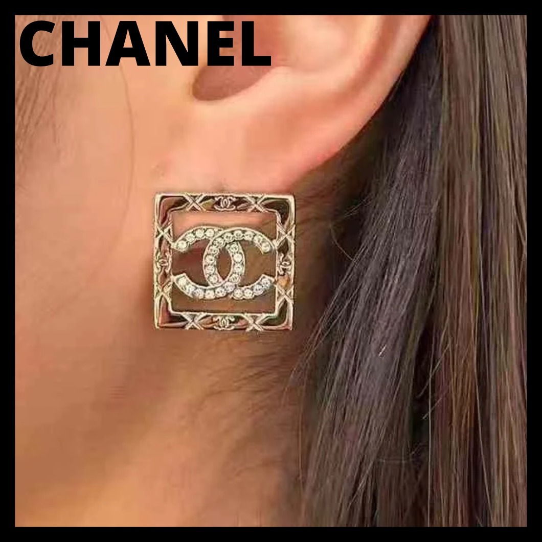 《エレガント♪》CHANEL スクエアピアス CCロゴ