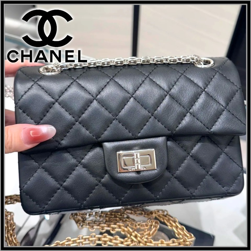 シンプルでかっこいい♪【CHANEL】ショルダーバッグ