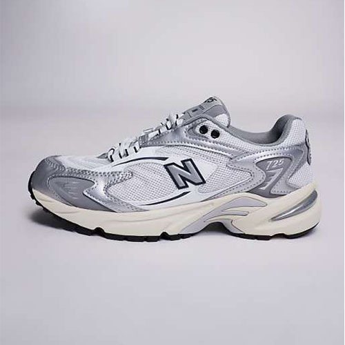 New Balance★725 スニーカー ニューバランス シルバー