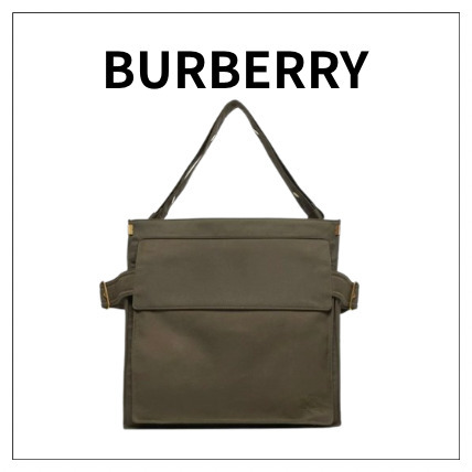 トートバッグ BURBERRY Military Green Canvas Medium Tote T