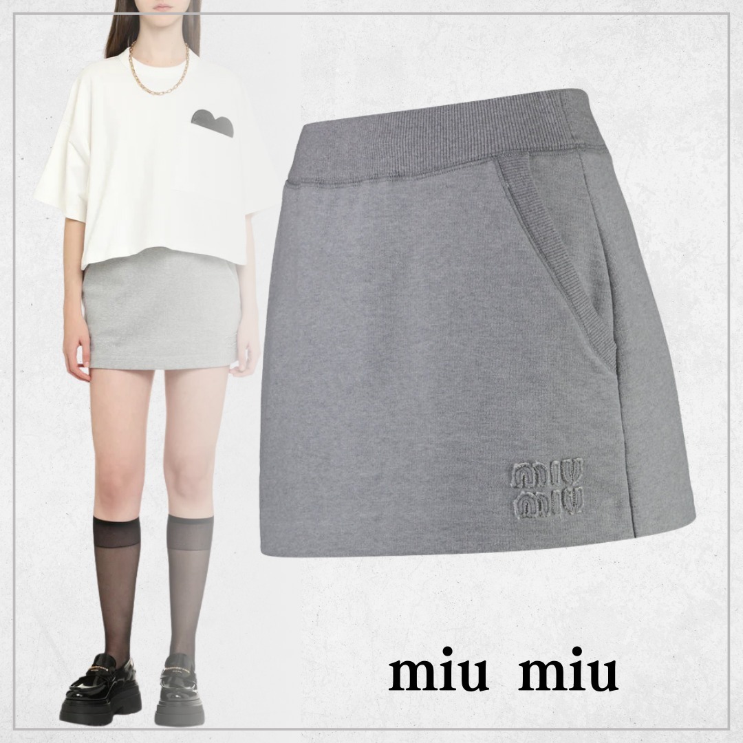 【絶妙な丈感】MIUMIU コットンミニスカート
