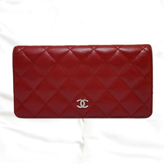 CHANEL* シャネル マトラッセ 2つ折り長財布 ラムスキン