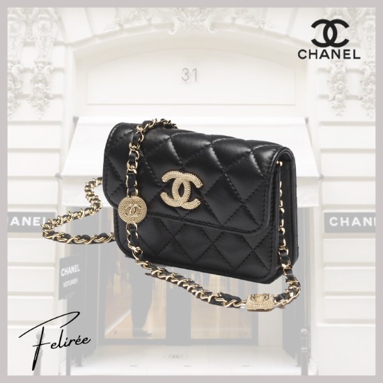 【洗礼された美しさ】CHANEL チェーンクラッチ