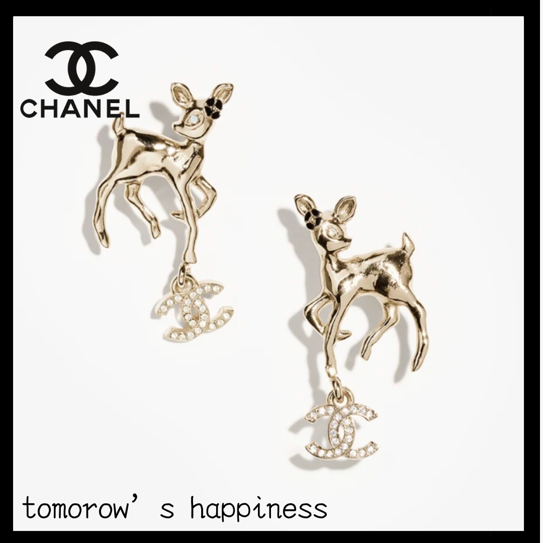 【可愛らしいデザイン♡】 CHANEL ピアス シンプルなのに可愛い♡】 CHANEL ピアス