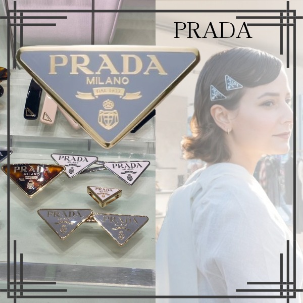 ギフトに◎PRADA☆プラダ ヘアクリップ ロゴ メタル ヘアアクセ