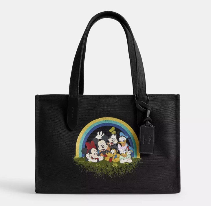 トートバッグ Disney X Coach Tote 30 In 100 Percent Recycled Canvas CS533