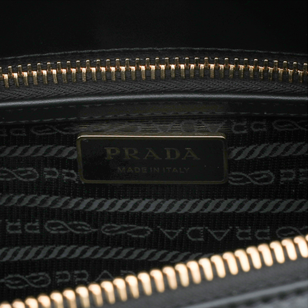 関税負担なし☆ PRADA Re-Nylon x レザー トップハンドルバッグ 関税負担なし☆PRADA Re-Nylon xレザー トップハンドルバッグ