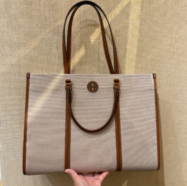 25年★TORY BURCH★BLAKE CANVAS JUMBO TOTE 163097 A4収納可