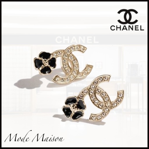 【幸運が訪れる♪】CHANEL CCロゴ クローバーピアス