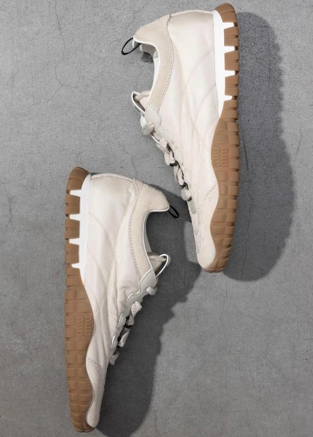 ◆大人気◆【MiuMiu】Tyre スニーカー Miu Miu Tyre Trainers | Neutrals | FARFETCH