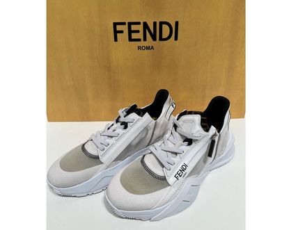 FENDI 軽量ロートップスニーカー 本革レザー 白 ロゴ Fendi Flow