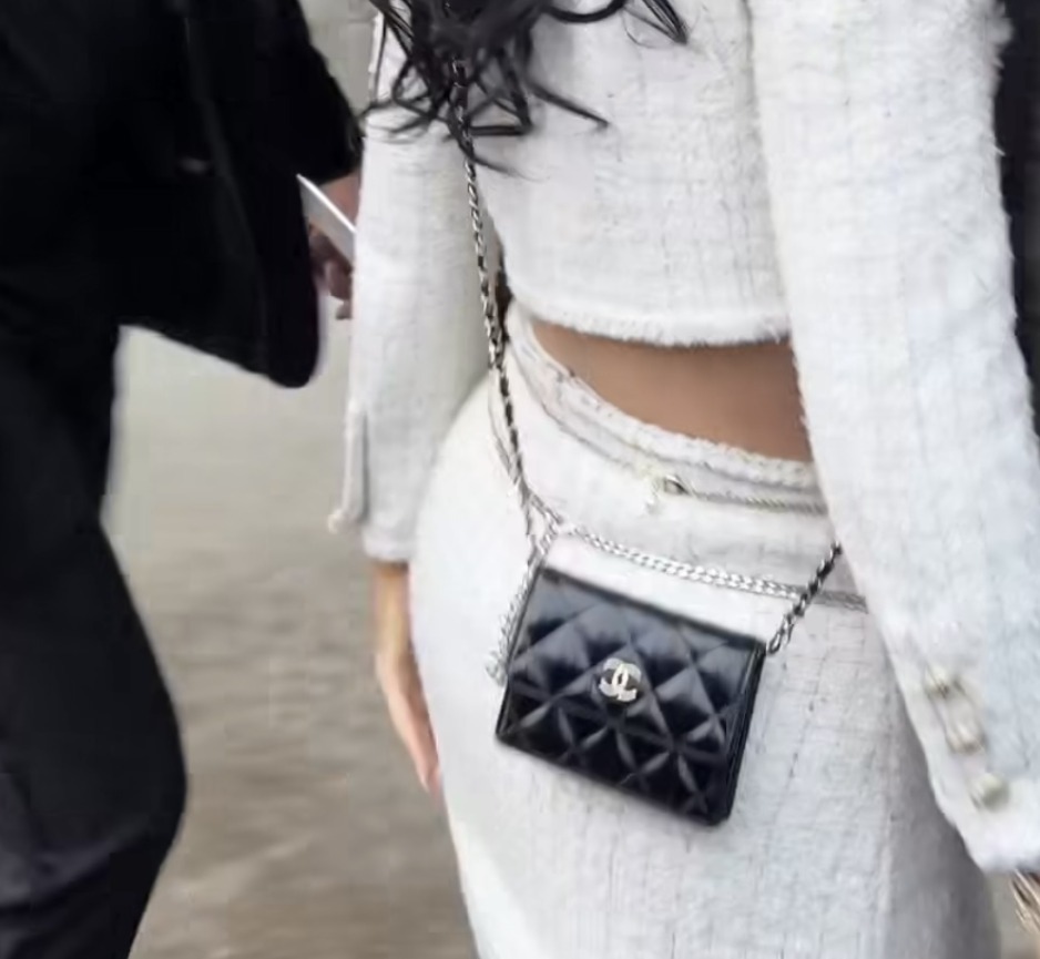 《大人気♡》CHANEL スモール チェーンクラッチ