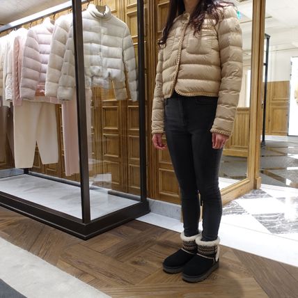 美品 モンクレール 最高級　茶タグ　ダウンジャケット ベージュ 希少！青タグ最高級MONCLER ベージュ ダイヤ柄ダウンジャケット