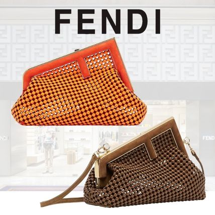 ブラウン（茶色）系 FENDI(フェンディ) クラッチバッグ