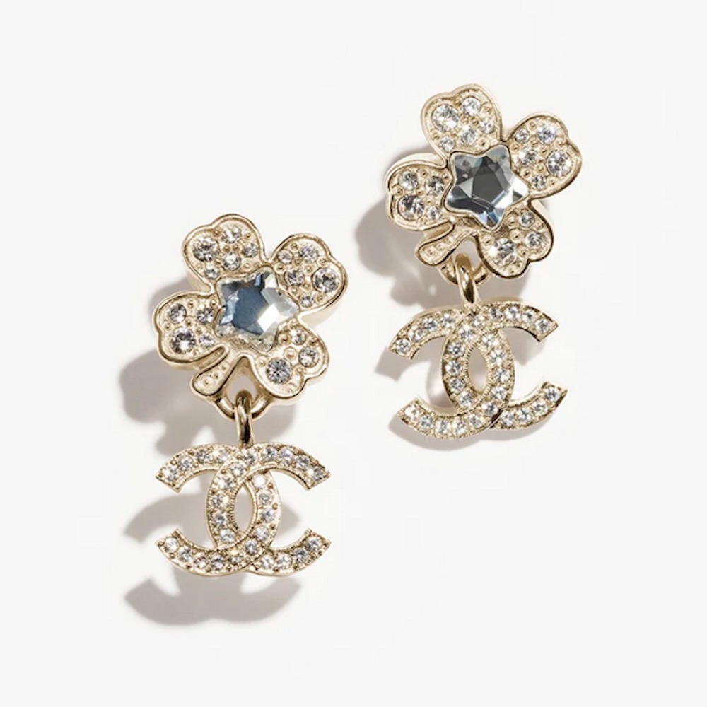 25春夏】CHANEL ピアス(ホワイト花)