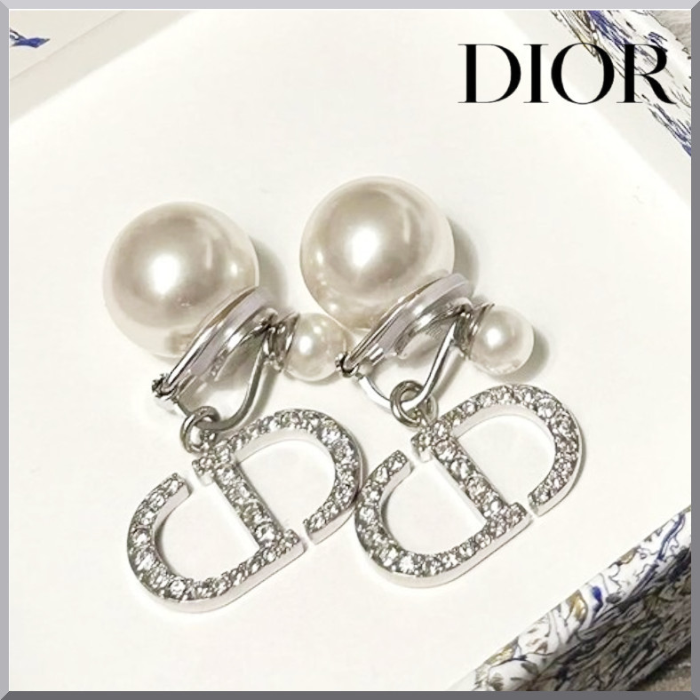 《国内即発☆ギフトにも☆》DIOR Tribales イヤリング