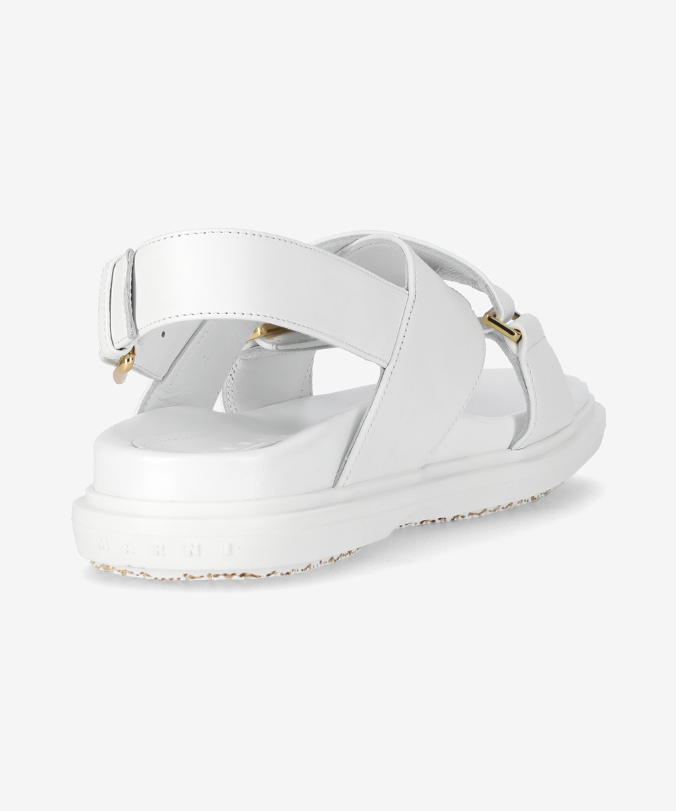 《MARNI》 パースベット クリスクロス サンダル