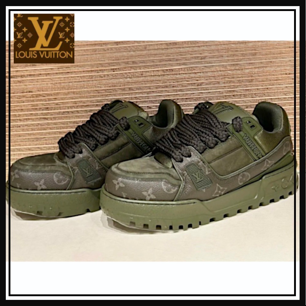 【深いグリーンが上品♡】Louis Vuitton スニーカー