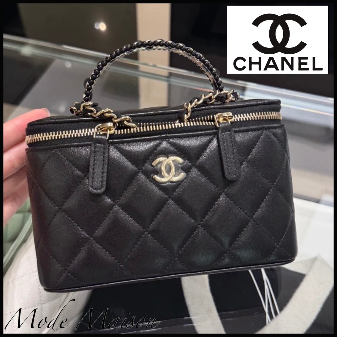 【可愛さ満点♪】CHANELチェーンクラッチ