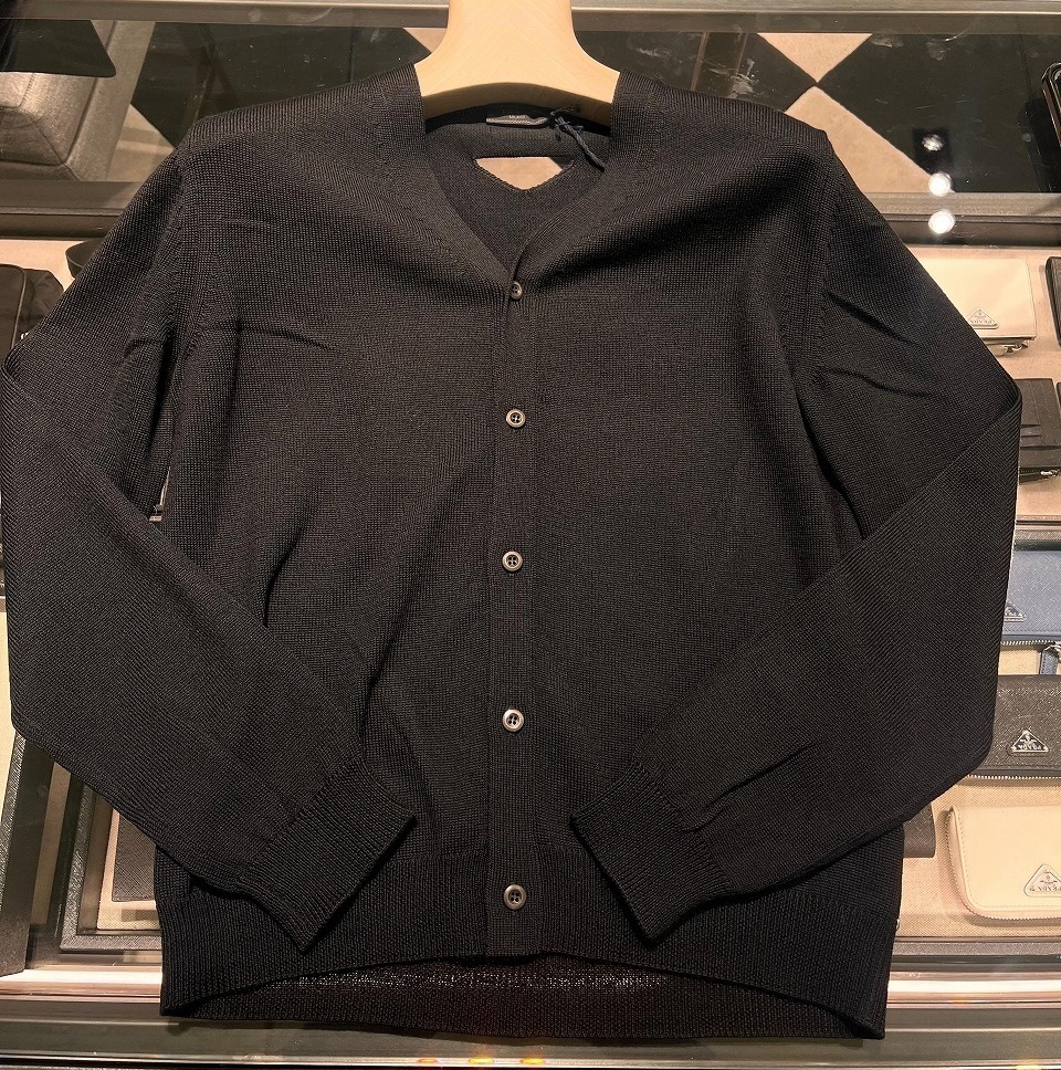 カーディガン PRADA UMG391_16GM_F0002 VIRGIN WOOL CARDIGAN