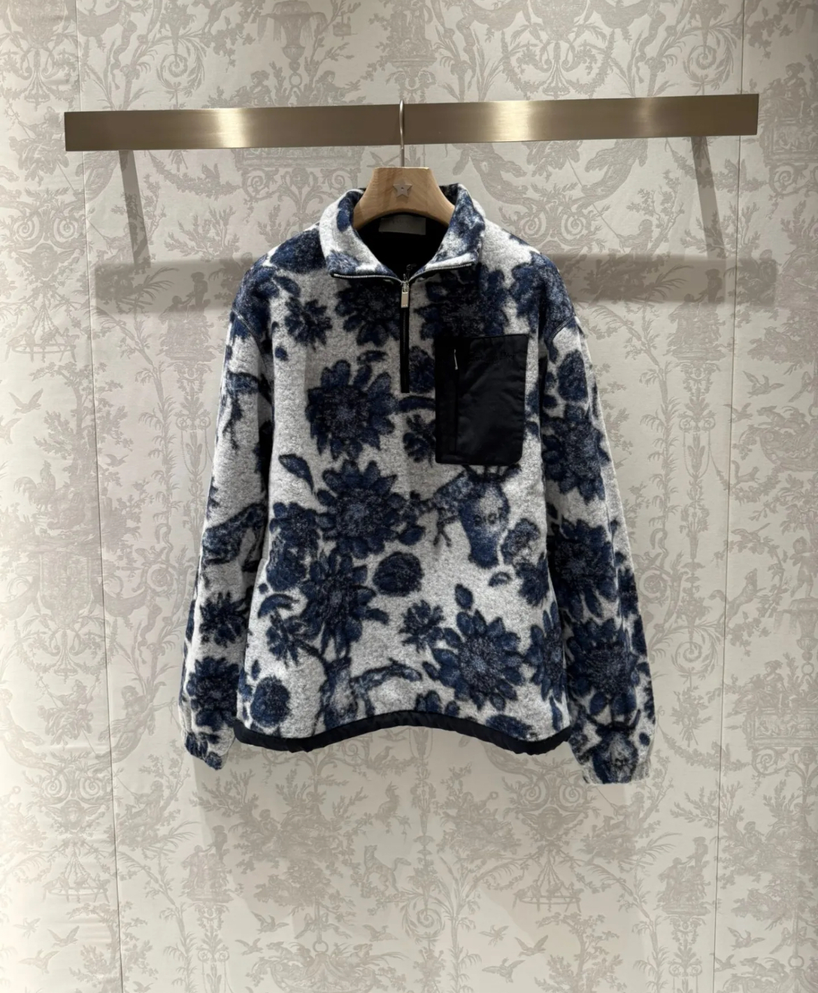【Dior】新作! ☆ DIOR AND HYLTON NEL スウェットシャツ ☆ カジュアル♪】DIOR☆DIOR AND HYLTON NEL スウェットシャツ