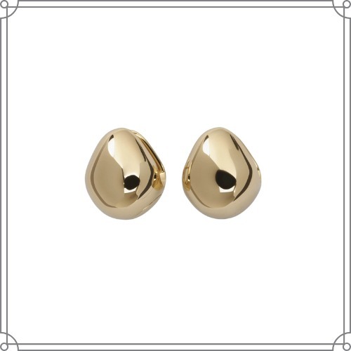 ［すぐにお届け］PHOEBE PHILO ペブルスタッドイヤリング すぐにお届け］PHOEBE PHILO ペブルスタッドイヤリング