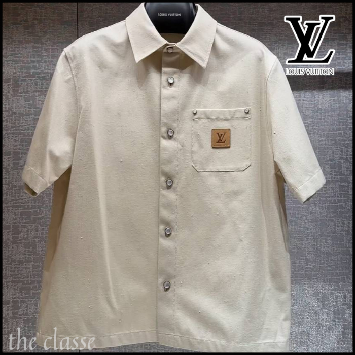 【背面にメッセージ★】カジュアルな装い◇ LouisVuitton シャツ