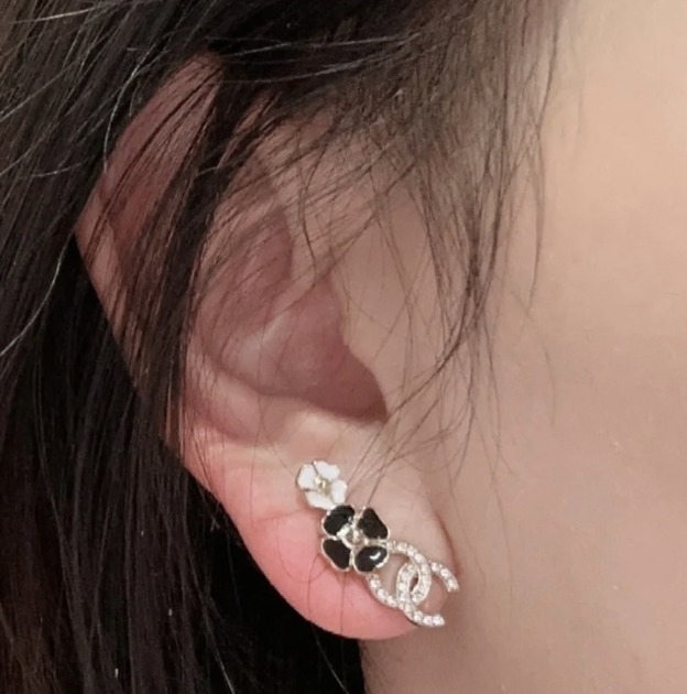 《エレガンスの極み◎》CHANEL ピアス ココマーク クローバー