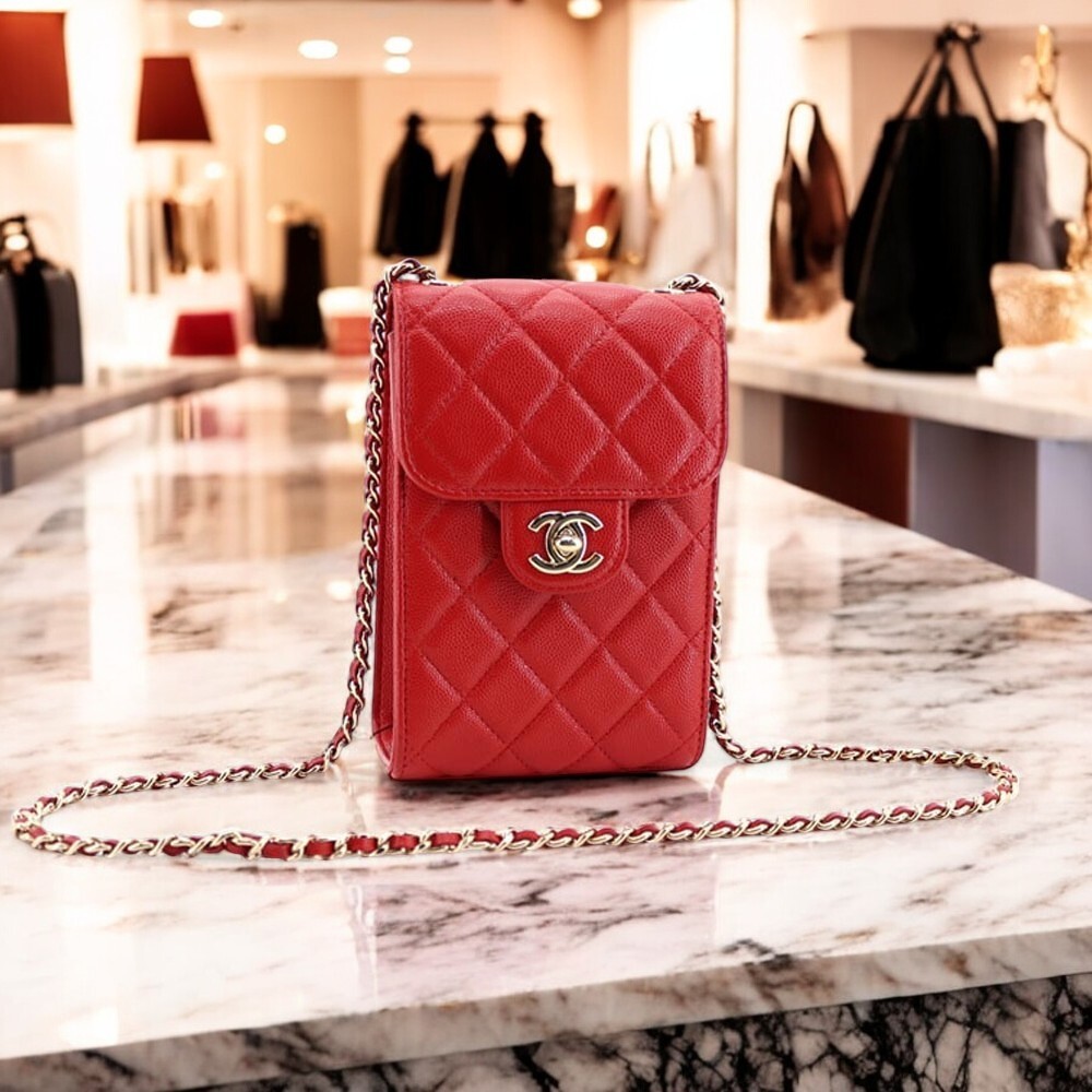 ☆CHANEL☆シャネル☆クラシックフォンホルダーキャビア
