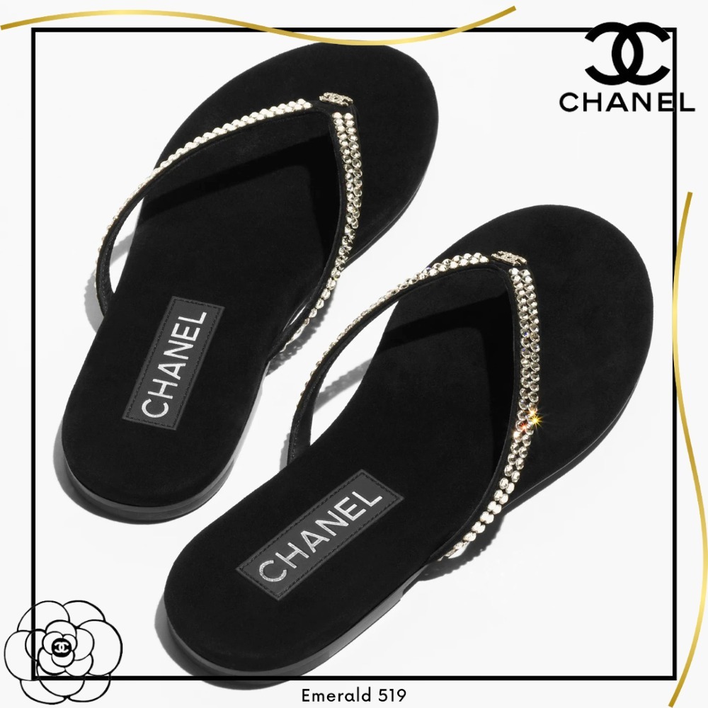 ワンランク上のエレガンス♡ CHANEL ビーチサンダル ワンランク上のエレガンス♡ CHANEL ビーチサンダル