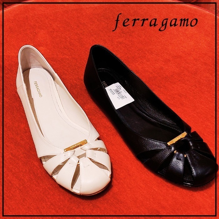 《日常の贅沢》【FERRAGAMO】ガンチーニバレリーナシューズ