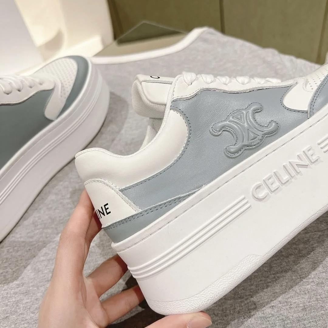 【靴底5cmでスタイル◎】CELINE ブロック スニーカー トリオンフ 靴底5cmでスタイル◎】CELINE ブロック スニーカー トリオンフ