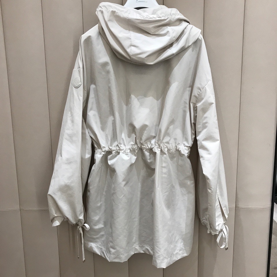 パリ直営店買付【MONCLER】Fanes パーカー☆2色 org.jpg