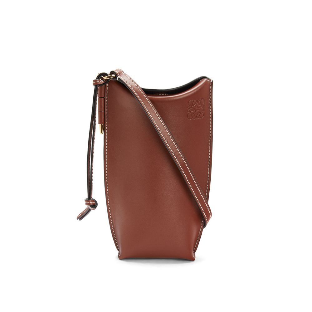 正規店買付★LOEWE ゲートポケット