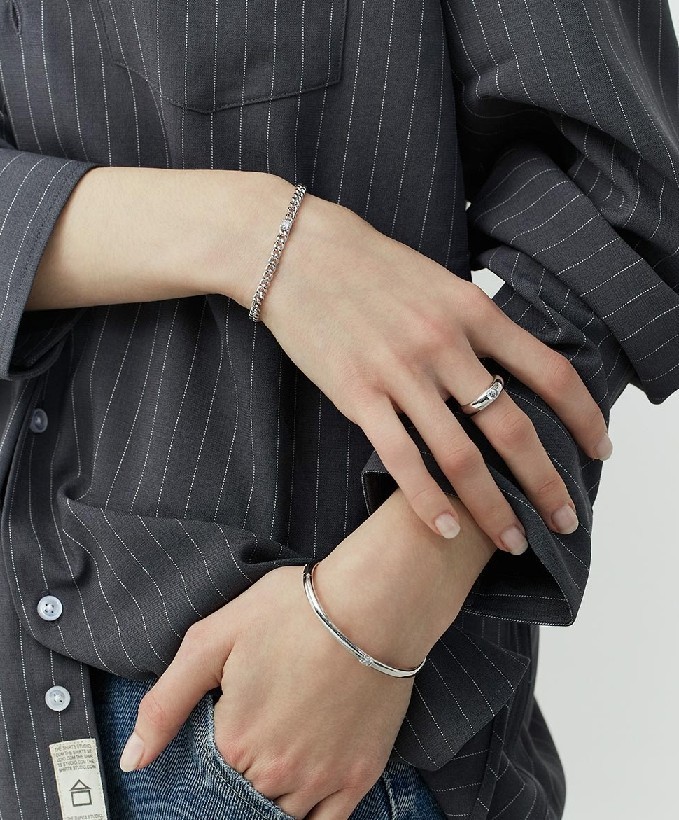 エッセンス シルバーラップダイヤ チェーン ブレスレット 0.3CT