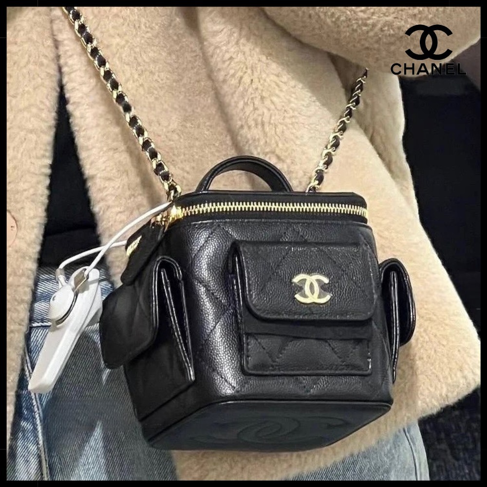 【ポケット付コロンと可愛い♪】CHANEL ミニバニティ バッグ
