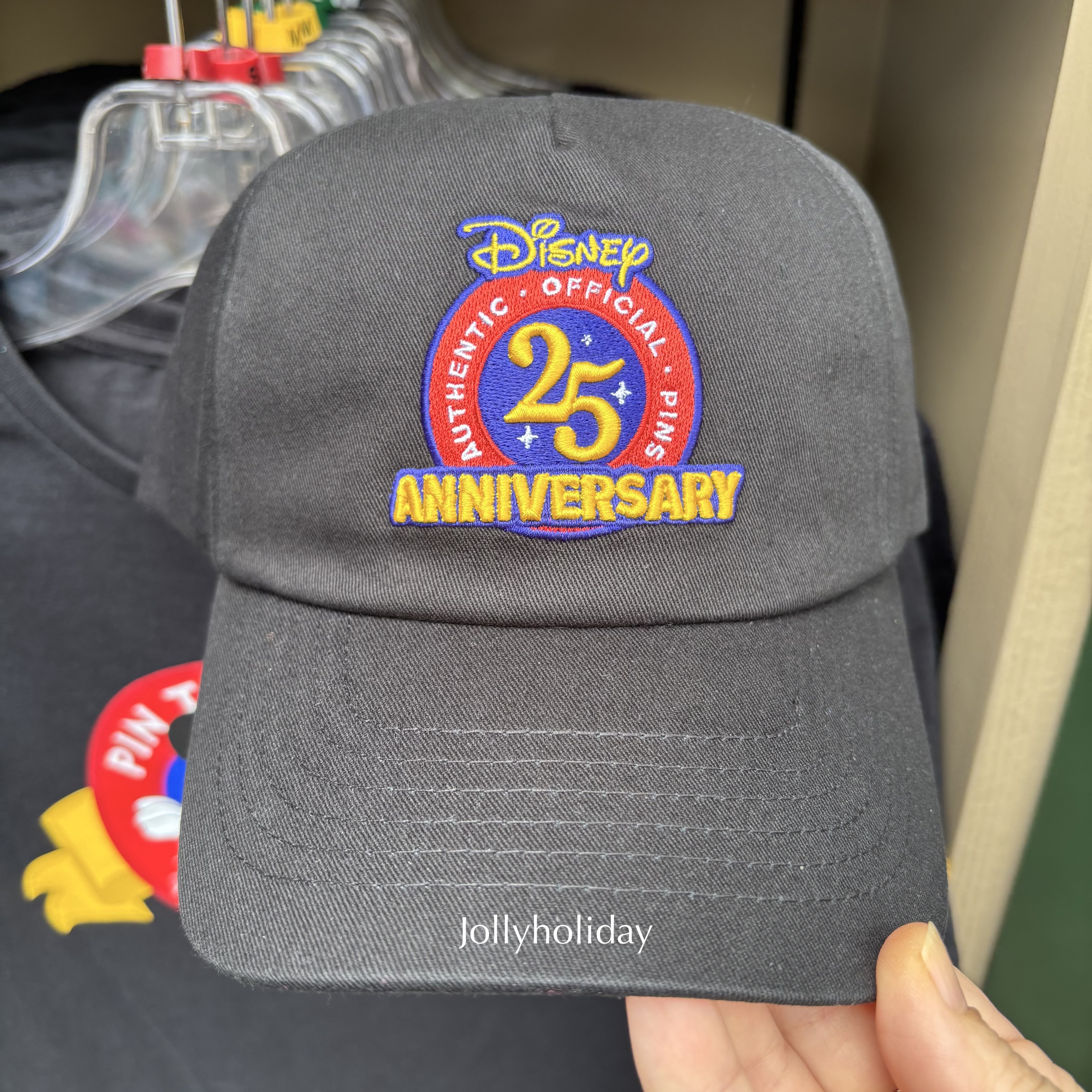 ☆US Disney Parks☆男女兼用 ピントレ25周年 ロゴキャップ