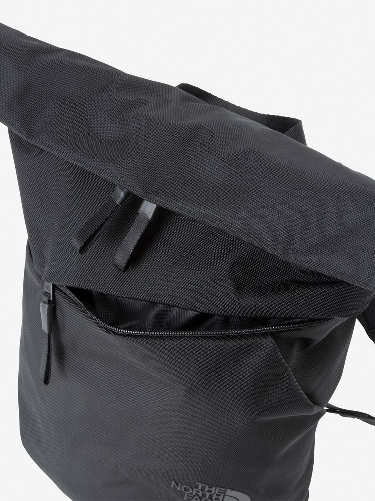 売切れ前に TNF ピレネーバックパック 大容量 様々なシーン◎