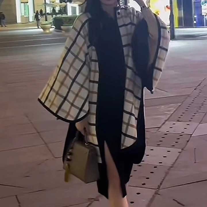 *高級素材*【HERMES】Camail リバーシブル ポンチョ 上品な装い 高級素材*【HERMES】Camail リバーシブル ポンチョ 上品な装い