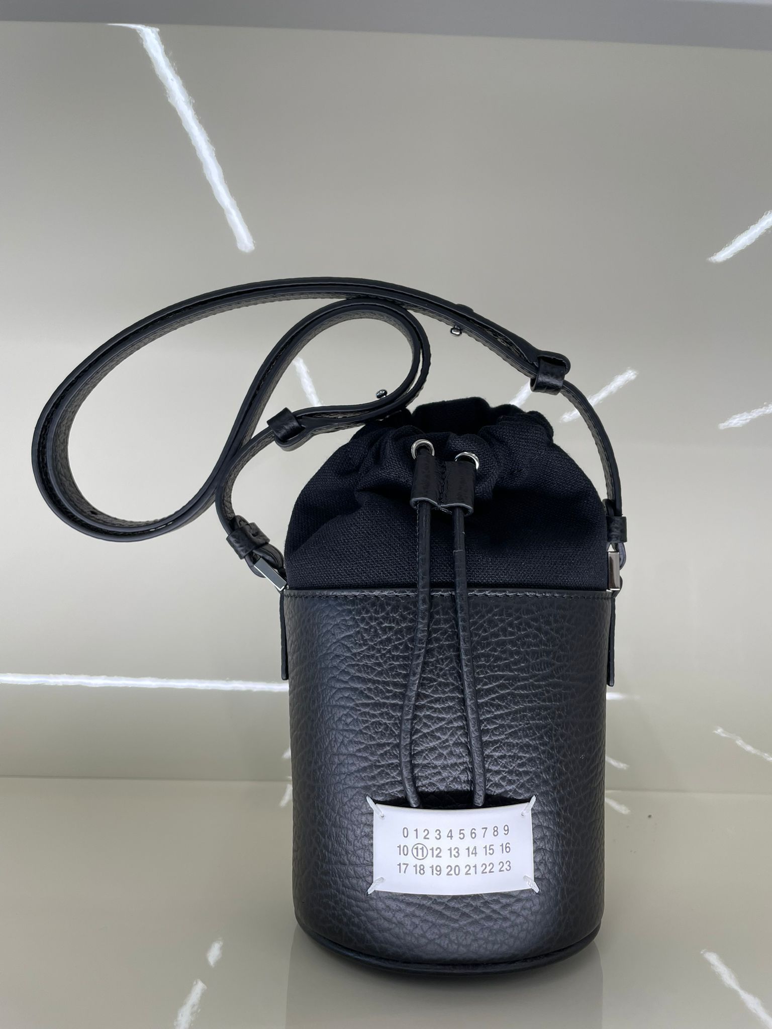 MaisonMargiela 5AC マイクロバケットショルダーバッグ