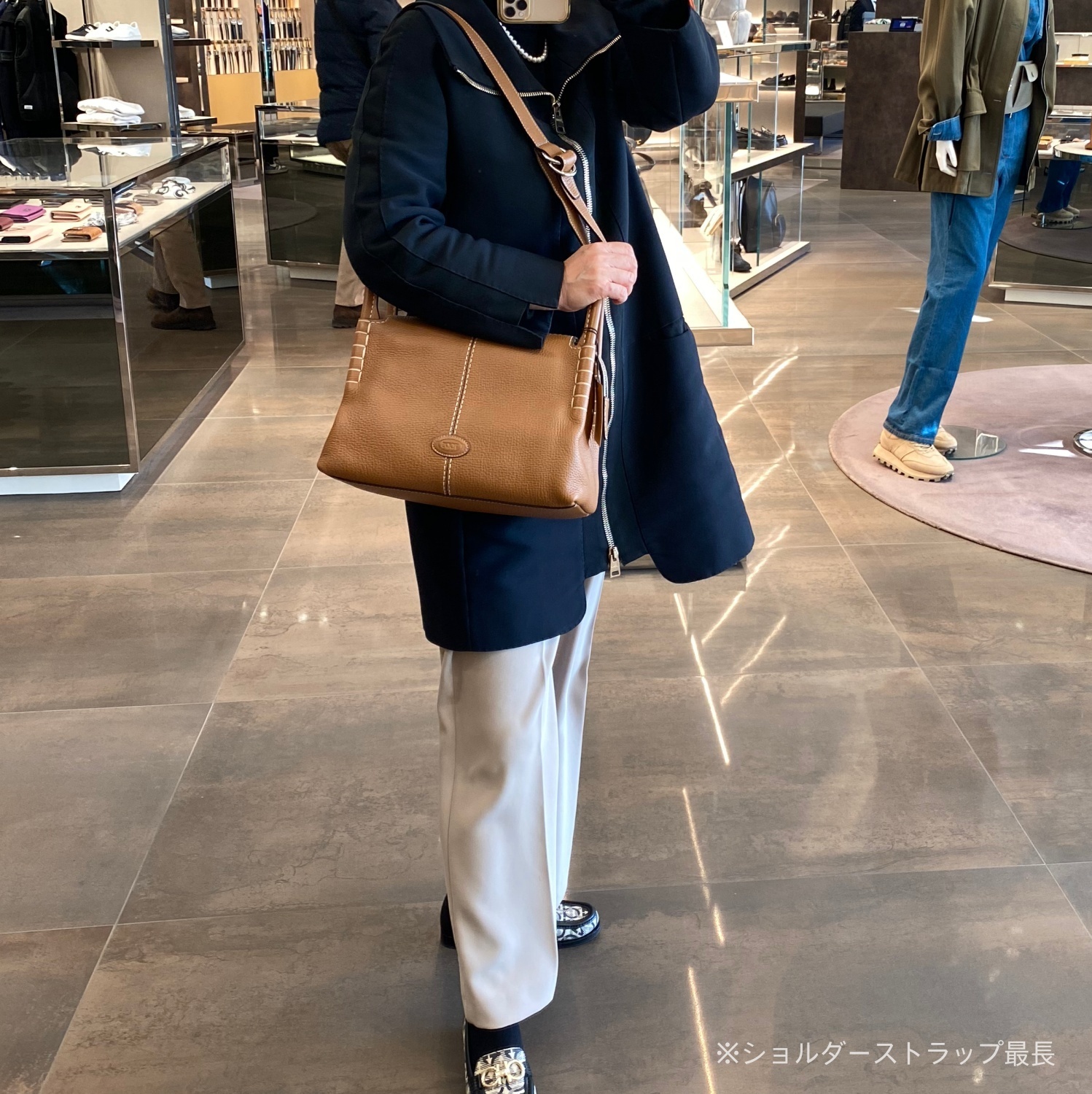セール関税込★TOD'S★AOZ グレインカーフスキン バウレット セール関税込☆TOD'S☆AOZ グレインカーフスキン バウレット