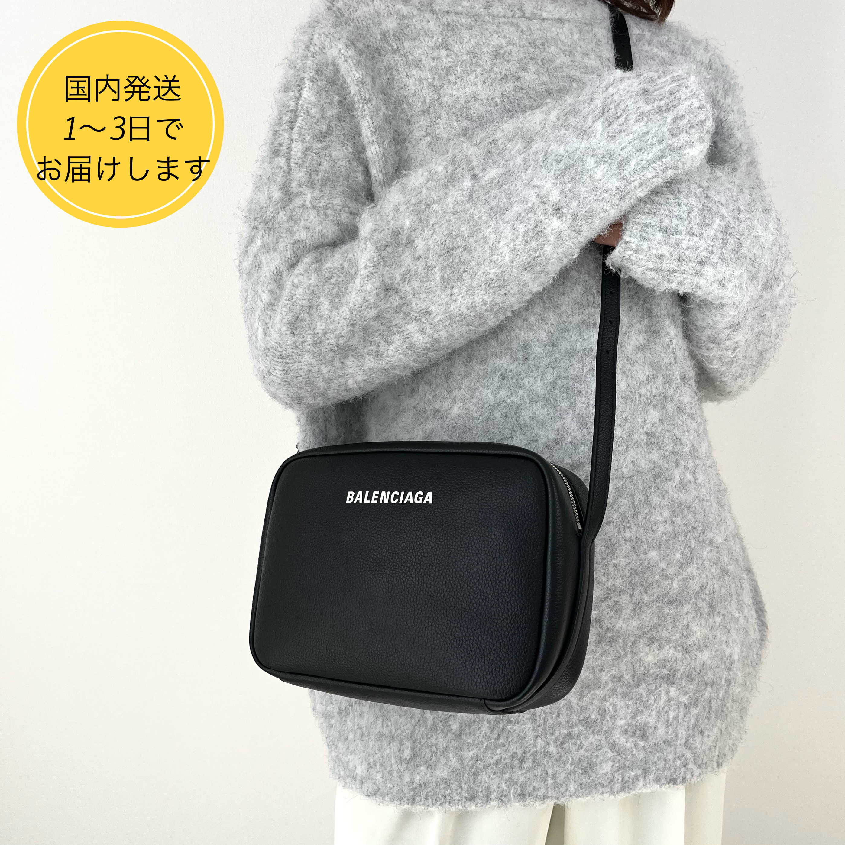 国内即発★BALENCIAGA EVERYDAY カメラバッグ