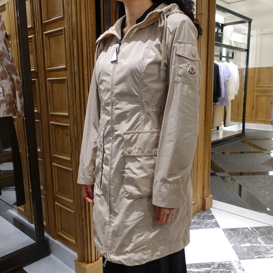 ♪特別価格♪Moncler LAERTE パーカー