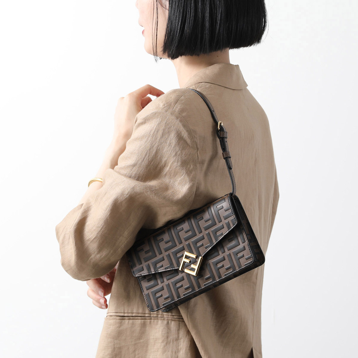 FENDI ショルダーバッグ FF DIAMOND 8M0488 AQ1Q