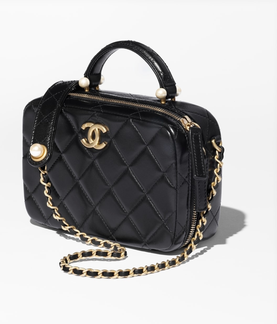 【洗練された印象に♪】 CHANEL スモール ヴァニティケース 即発☆持ち手の部分が可愛い！】シャネル ヴァニティケース