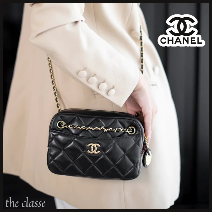 【チャームが魅力的♪】CHANEL カメラケース ショルダーバッグ